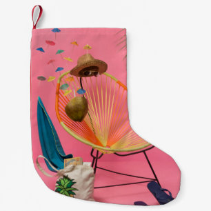 Calcetín Navideño Pequeño Silla azul giratoria al lado