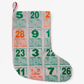 Calcetín Navideño Pequeño Singapur-21 JUL 2019: Papel del calendario chino v