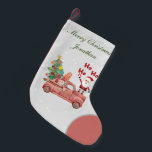 Calcetín Navideño Pequeño texto personalizado Merry Christmas Santa Ho ho sc<br><div class="desc">Personalizado tex Feliz Navidad Santa Ho Ho Ho Ho Ho Ho texto lindo estilo tradicional rojo,  verde y gris brillante. Pequeñas medias de Navidades.</div>