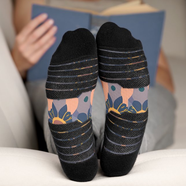 Calcetines Abstract Dream Wave – Vibrant Surreal Flow (Abajo)