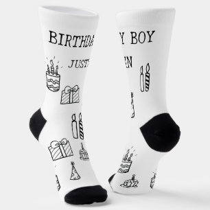 Calcetines arte de garabato de cumpleaños personalizado