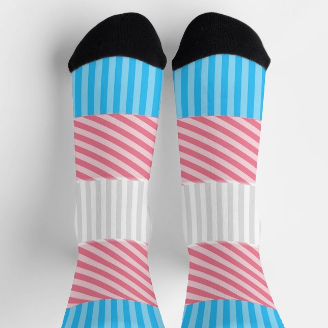 Calcetines Bandera del Orgullo Transgénero de Funky Boho Stri (Arriba)