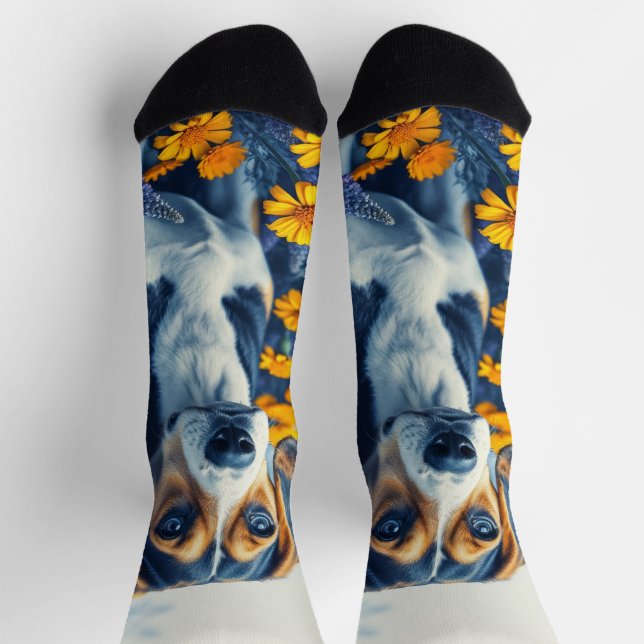 Calcetines Beagle en las flores (Arriba)