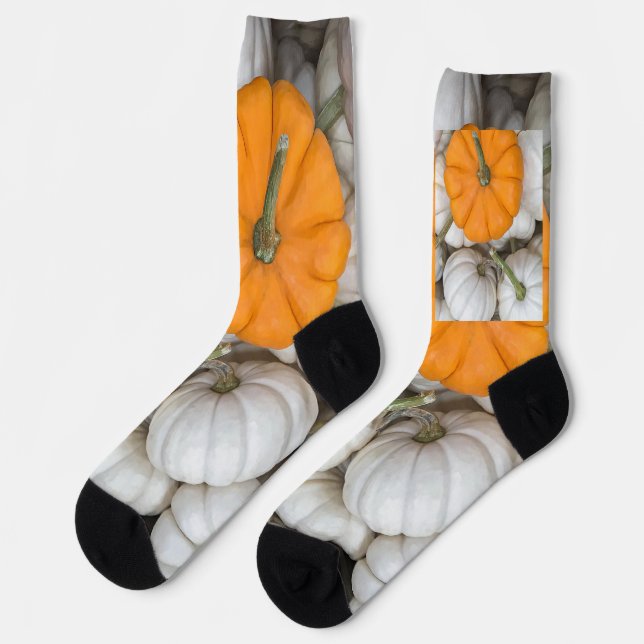 Calcetines Calabazas fantasma con un naranja furtivo uno (Izquierda)
