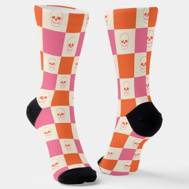 Calcetines Calaveras de tablero de ajedrez en rosa, Naranja y (Angular)