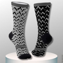 Chevron negro y gris con nombre en desajuste