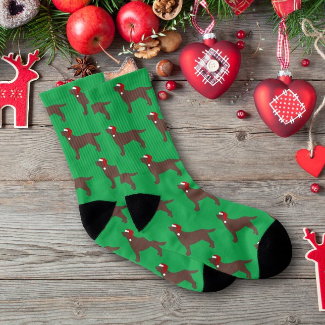 Calcetines Chocolate Labrador Silhouette Santa Navidades (Chocolate Labrador Silhouette Santa Hat Design Christmas Socks for Chocolate Labrador Owners.  )