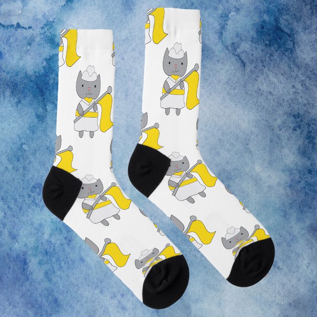 Calcetines Color Guard Cat Yellow White Pattern (A pair of socks featuring a pattern of gray cats wearing a yellow and white color guard uniform.)