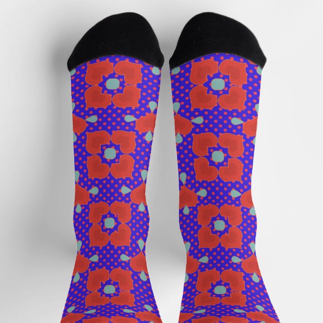 Calcetines Corazones rojos brillantes en morado (Arriba)