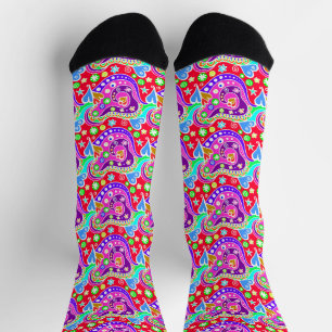 Calcetines Cuadros coloridos sobre patrones dibujados a mano