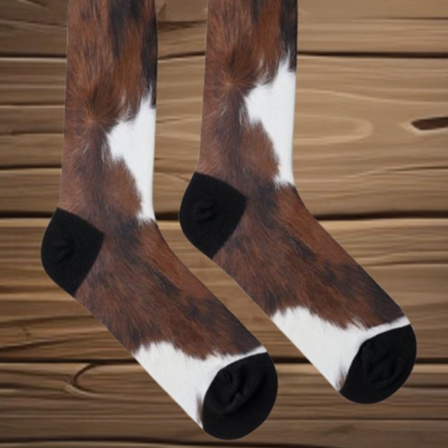 Calcetines Cuero de vaca Marrón Blanco  (Step into comfort with our Cowhide Brown White Socks. Perfect for cozy days at home  )
