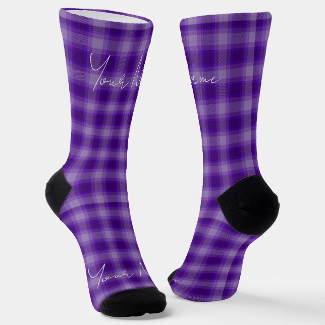 Calcetines de color morado con el nombre HAMbWG (Angular)