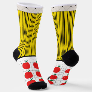 Calcetines de lápiz y manzana