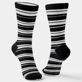 Calcetines de Raya Negra – Estilo Monocromo Audaz