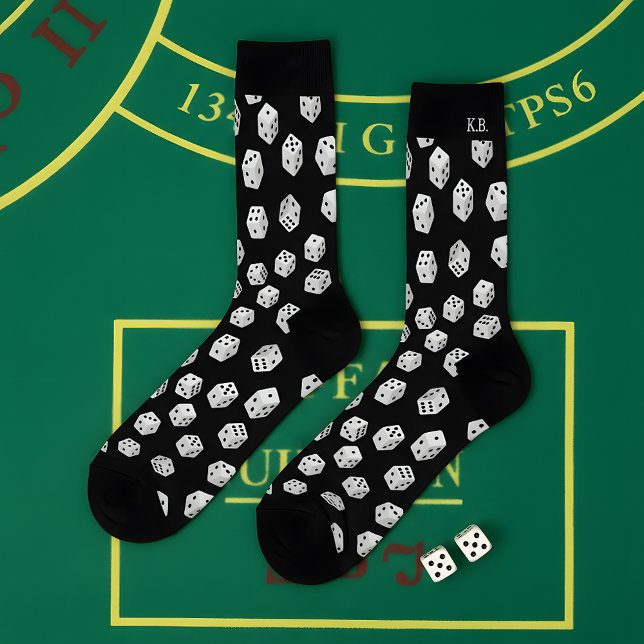 Calcetines del patrón de dados afortunados con mon (Step up your sock game with these bold black socks featuring an all-over white dice pattern.)