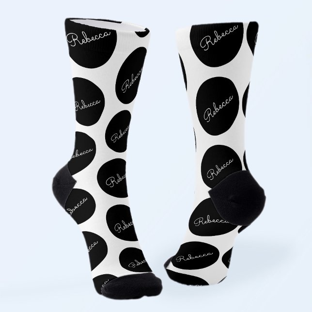 Calcetines Diseño retro-moderno de puntos de polka blanco y n (Subido por el creador)