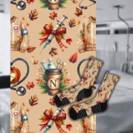 Calcetines Enfermera básica de monograma mocha ligera