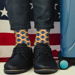 Calcetines Espeluznante Blue Eye Pixel Art Guay Modern Funny<br><div class="desc">Diseño de patrones de ojos azules en el arte de los píxeles. Descubre más accesorios "geek friendly" en mi tienda en Zazzle MY GEEK SIDE.</div>