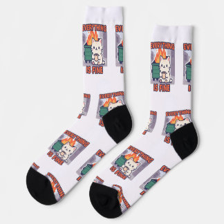 Calcetines Everything is fine cat with coffee dumpster fire