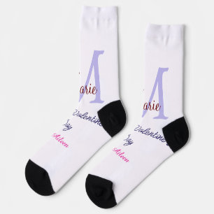Calcetines Feliz día de San Valentín con monograma rosa paste