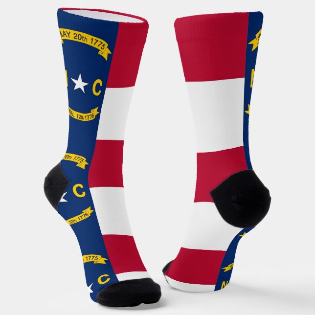 Calcetines femeninos con bandera de Carolina del N (Angular)