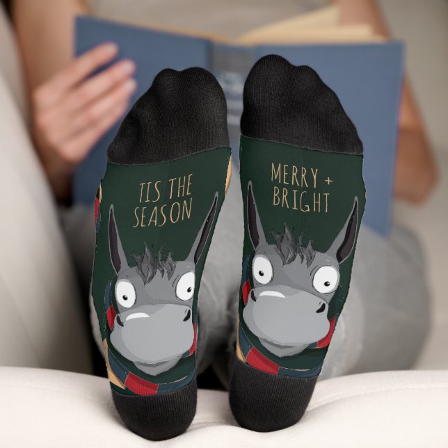 Calcetines Festive Fun Winter Donkey Illustration Dark Green (Abajo)
