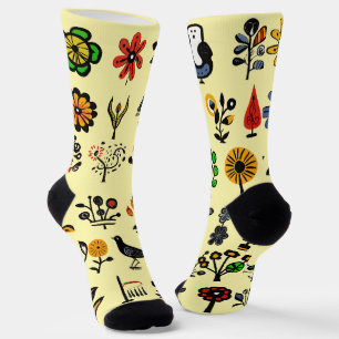Calcetines Flores folclóricas y pájaros coloridos