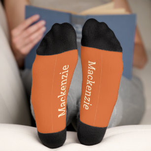 Calcetines Fondo de monograma de nombre personalizado crema d