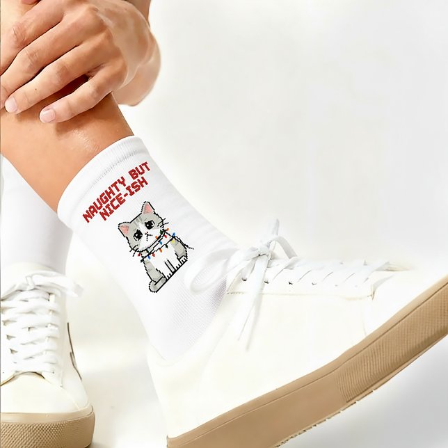 Calcetines Funny Naughty but Nice-ish Christmas Socks (Subido por el creador)