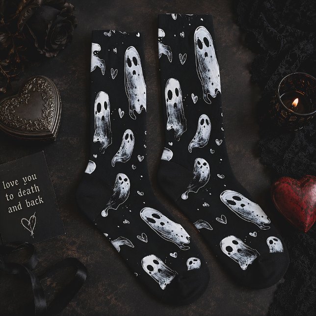 Calcetines Góticos fantasmas y corazones espeluznantes del dí (Subido por el creador)