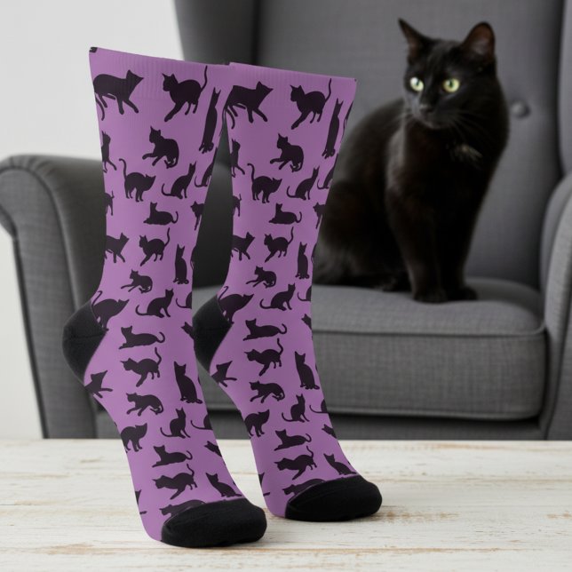 Calcetines Impresión divertida de gatos morados y negros (Purple and black socks for cat lovers.🐈‍⬛)