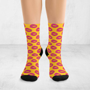 Calcetines Labios Besándose de Arte Pop Amarillo y Rosa Fuert