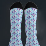 Calcetines Moléculas de química orgánica Orbitals Geek Scienc<br><div class="desc">Calcetines de química orgánica con un patrón creado a partir de un dibujo de sp3 orbitales atómicos hibridados dibujados en lápices de color azul y púrpura. Este arte geek puede representar orbitales en la molécula de metano, silicometano y otros compuestos químicos. Este diseño es genial para un químico, científico y...</div>
