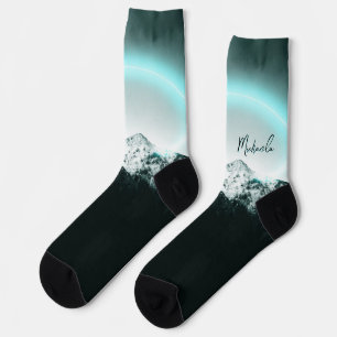 Calcetines Monograma misterioso de neón azul de montaña nevad
