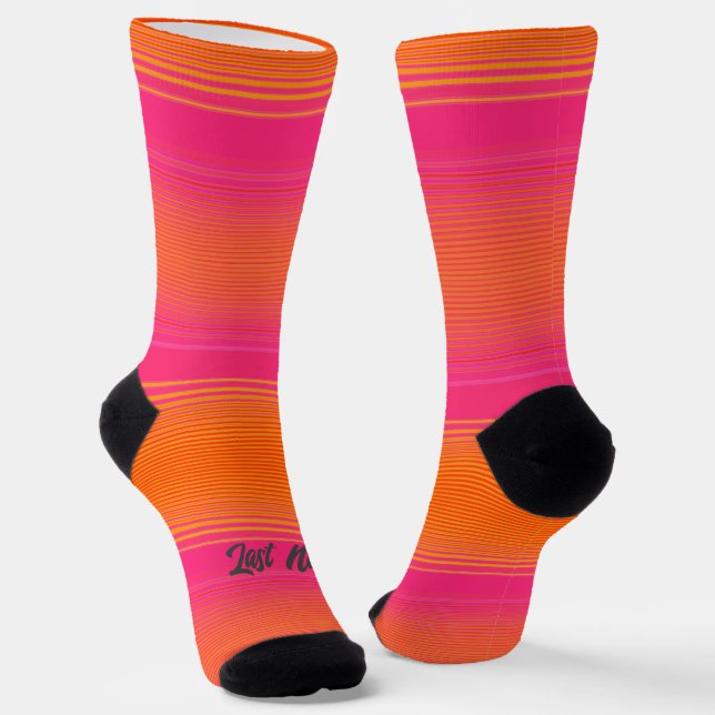 Calcetines Naranja personalizado y patrón rayado rosado (Angular)
