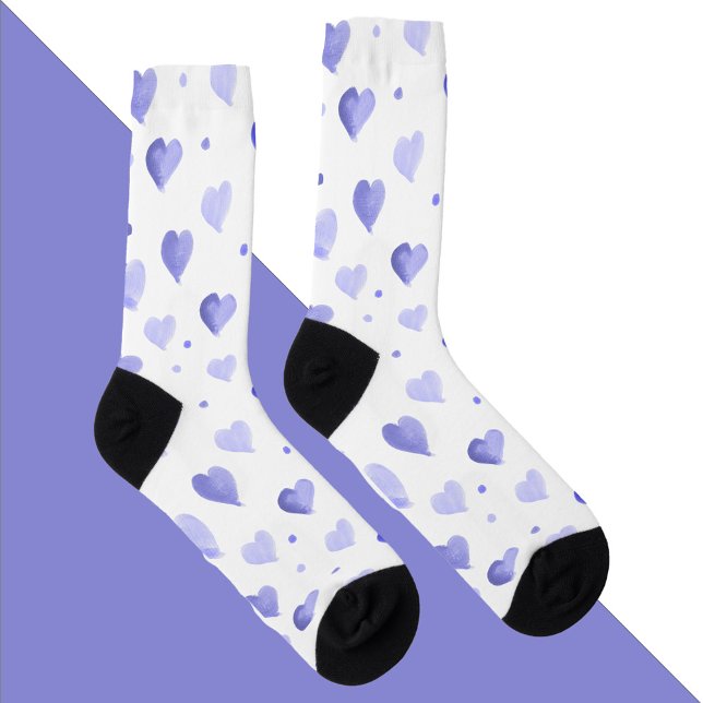 Calcetines Patrón azul acuarela de los corazones (A pair of socks with a blue watercolor heart and polka dot pattern)