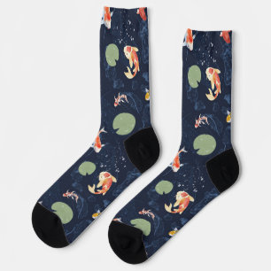 Calcetines Patrón continuo de estanque con peces koi en acuar