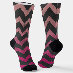 Calcetines Patrón de chevron de magenta rosa rojo ombre gris