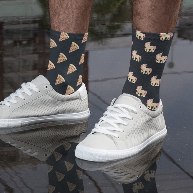 Calcetines Patrón de discordancia entre pizza y Unicornios (Subido por el creador)