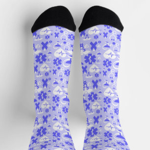 Calcetines Patrón de elementos de la farmacia azul blanca