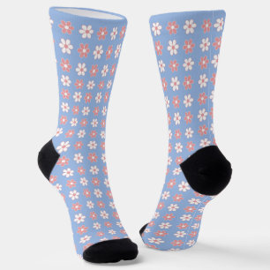 Calcetines Patrón de flores rosadas y blancas en azul cielo c