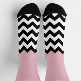 Calcetines Patrón de zigzag negro y blanco, chevron, rosa