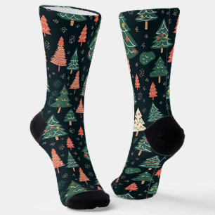 Calcetines Patrón festivo de árbol de Navidad verde y coral
