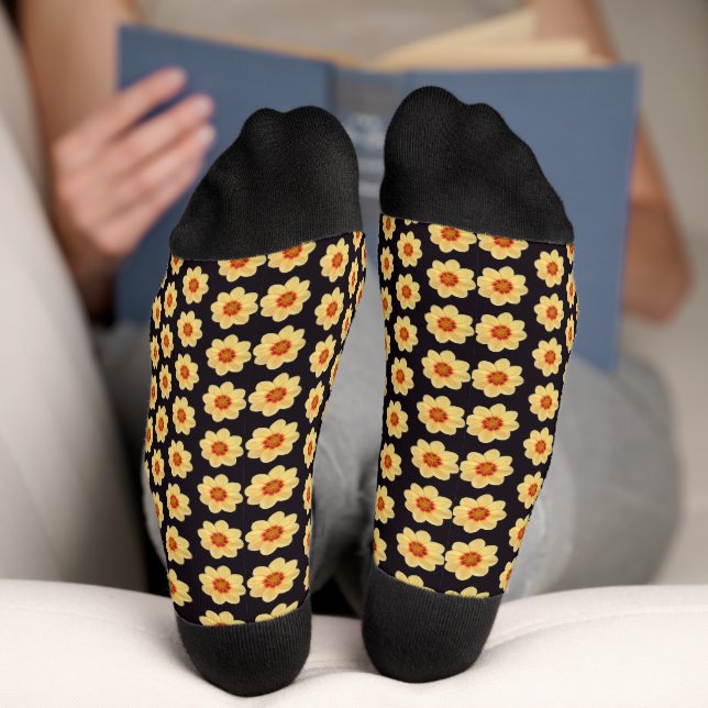 Calcetines Patrón floral de Dahlia amarillo en negro (Abajo)