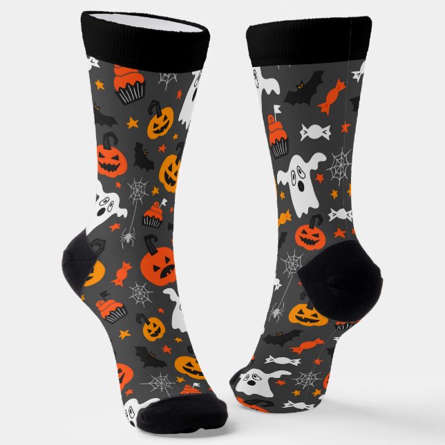 Calcetines Patrón sin fisuras de los símbolos de Halloween (Angular)