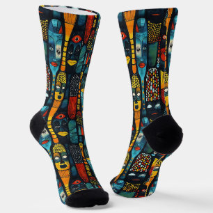 Calcetines Patrón tribal africano con ídolos.