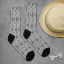 Pequeña floral blanca caída al campo