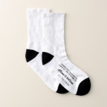 Calcetines Pies de baile graciosos de Wedding Favor<br><div class="desc">Lleva a tus invitados bodas a la pista de baile en estos divertidos calcetines "estos pies bailaron para amar al boda de". Personalice estos recuerdos con su nombre y fecha de boda.</div>