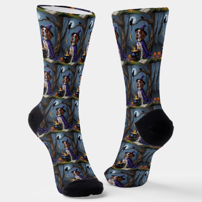 Calcetines Pintura caprichosa de Halloween con perro Brittany (Angular)