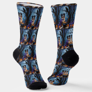 Calcetines Pintura caprichosa de Halloween de perro de montañ